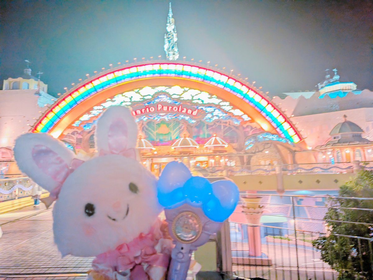 2kanian's tweet photo. 連休にピューロ行ってきたよ　バースデーライブ初めて！ https://t.co/zmq7N5oi0V