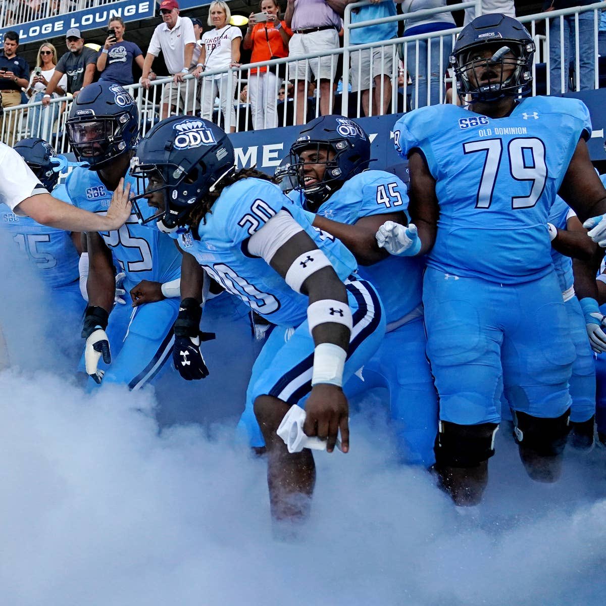 CardaThompson's tweet photo. After a great phone call with Coach Nick, I am blessed to receive an offer from @nick_louvier1 and @coachphil_odu @ODUFootball!!!
#AGTG @JuCoFootballACE
@JUCORush @JUCOFFrenzy
@CoachLGeorge @Earvin_Moore https://t.co/3NnIptv26a