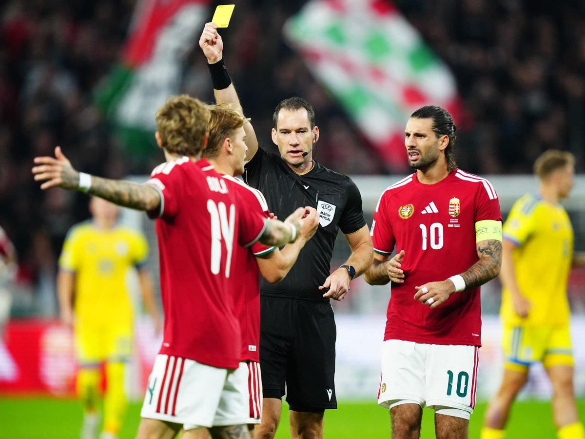 Anfield_eraa's tweet photo. Szoboszlai simply couldn’t understand the referee throughout the entire game. The referee had a really poor performance. https://t.co/FWAYo5ptuY