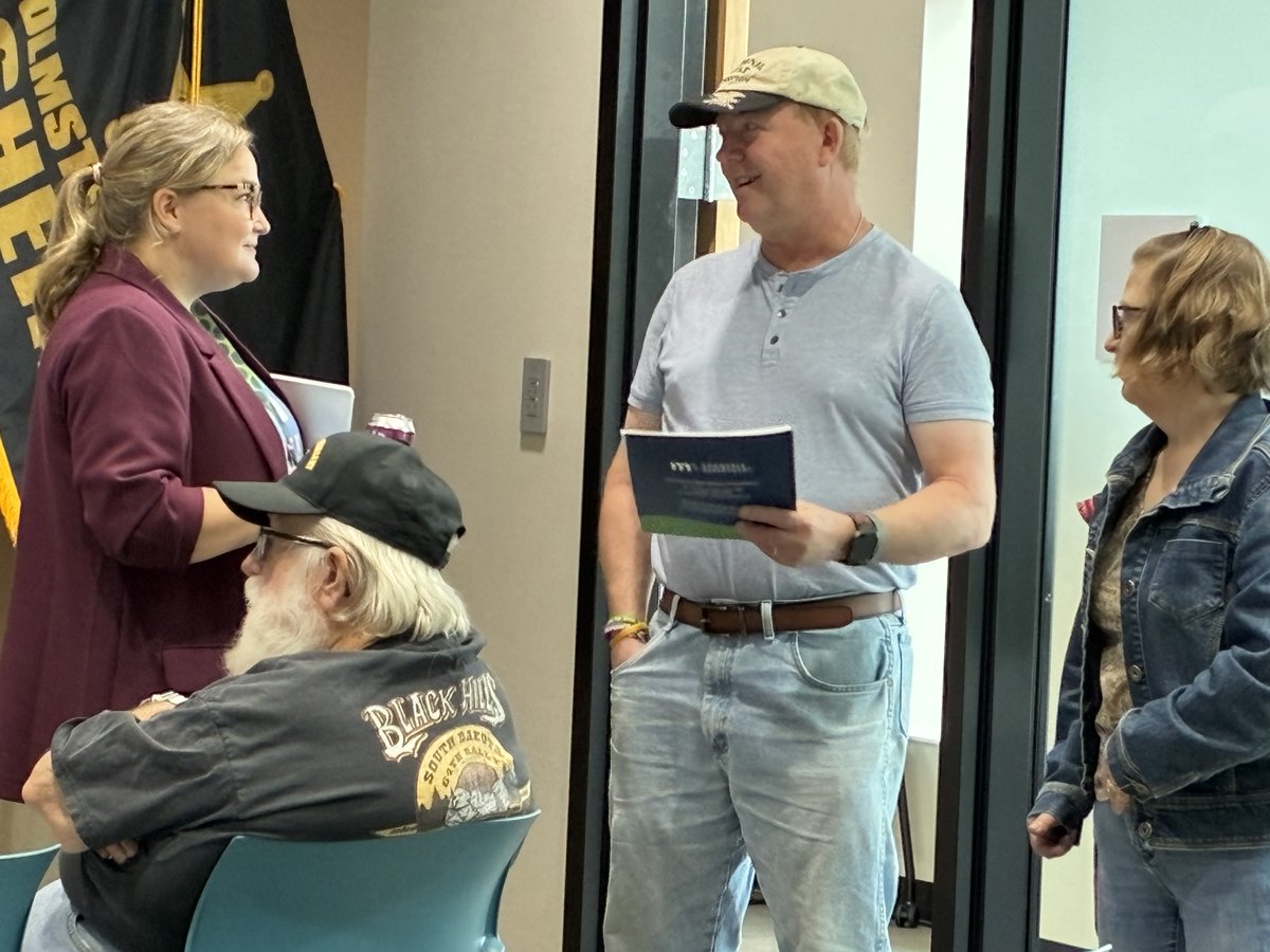 MNCommerce's tweet photo. Rochester: We’re here today and ready to help. Still dealing with a storm-related insurance claim or have questions about your coverage? Stop by the Rochester Area Insurance Village. Today 2-8 pm at 1550 50th St. SE, Rochester. Free. No appointment needed. https://t.co/NMusb6ZEVx