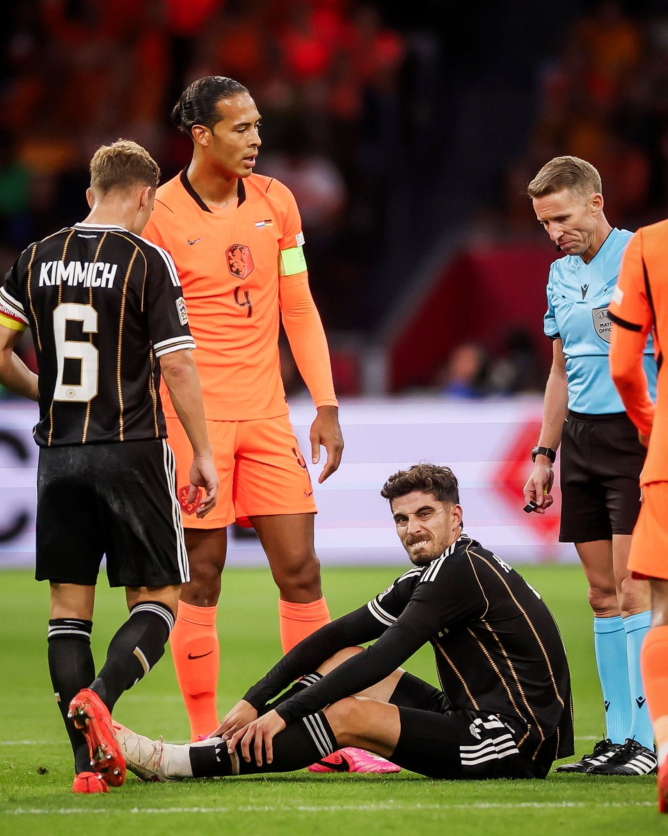 centregoals's tweet photo. 🚨🚨| INTERNATIONAL BREAK INJURY UPDATE: 

Four big names have picked up injuries after Matchday 2. 😬

→ Kylian Mbappé → Jamal Musiala → Kai Havertz → Brian Brobbey https://t.co/bV70JrYeYK