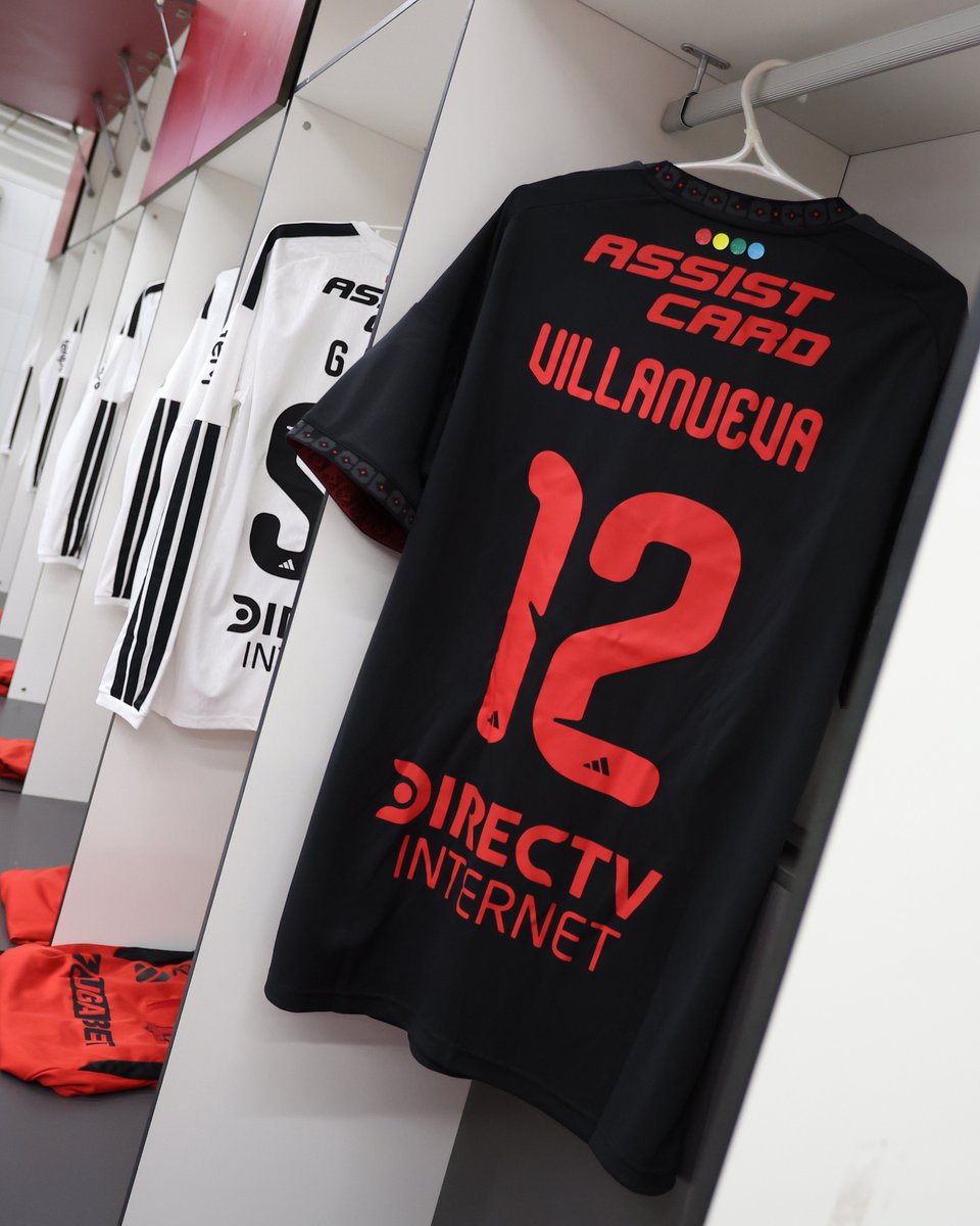 ColoColo's tweet photo. ¡𝙑𝘼𝙈𝙊𝙎 𝙇𝙊𝙎 𝘼𝙇𝘽𝙊𝙎! 🤟🏻⚪️⚫️ https://t.co/43jym29qLD