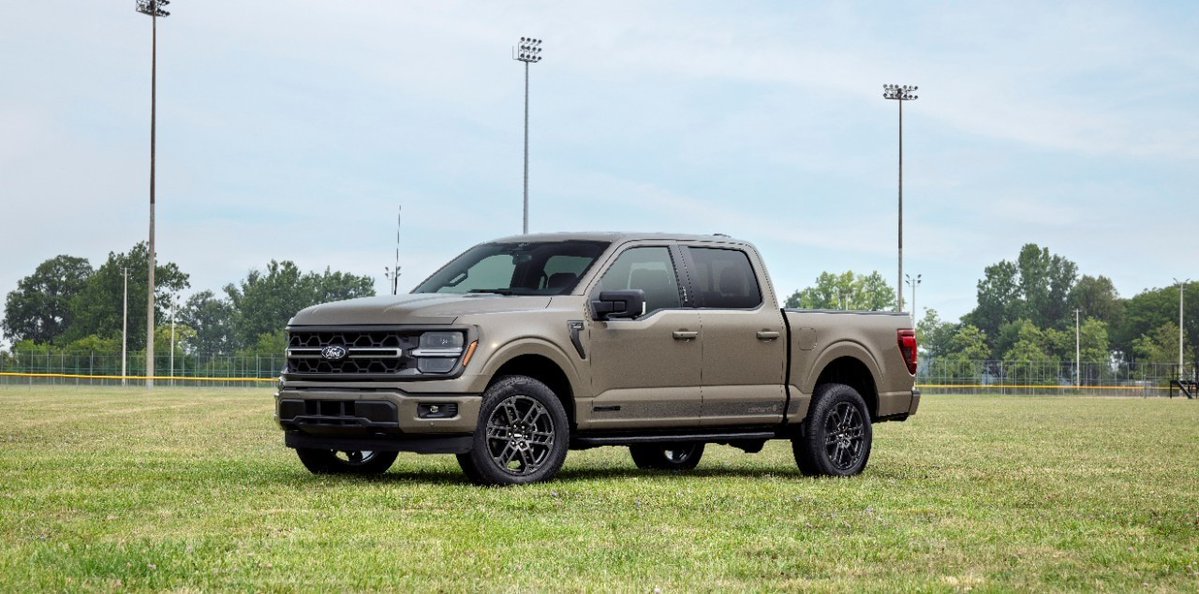 sebas290691's tweet photo. The 2027 #FordF150 lineup is here! ๐๐ช With the new Carhartt edition, hands-free towing, and upgraded powertrains, it's all about rugged capability at an affordable price.
What's your favorite update?
Check it out: https://t.co/NTE2DUKb9a
#BuiltFordTough ๐ ๏ธ๐ง #WeAreFord https://t.co/L7Lg8990uh