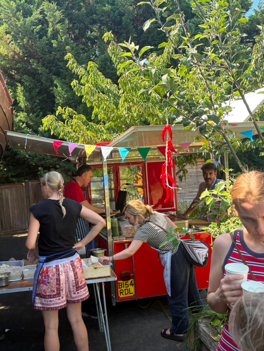 TelmaCaley1z's tweet photo. We had a lovely Sunday with Giuseppe and Caterina of @panellalondon, who brought the taste of Palermo to our Playhut through their community picnic. https://t.co/XChnT0w5pa