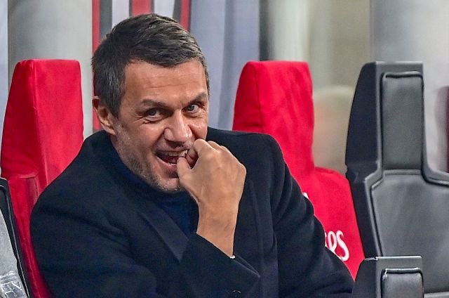 BisEsse2's tweet photo. Vince sempre lui. 
Re Paolo Maldini, il Milan e l’Italia in carne e ossa.
❤️ https://t.co/jmFLS7LdtH