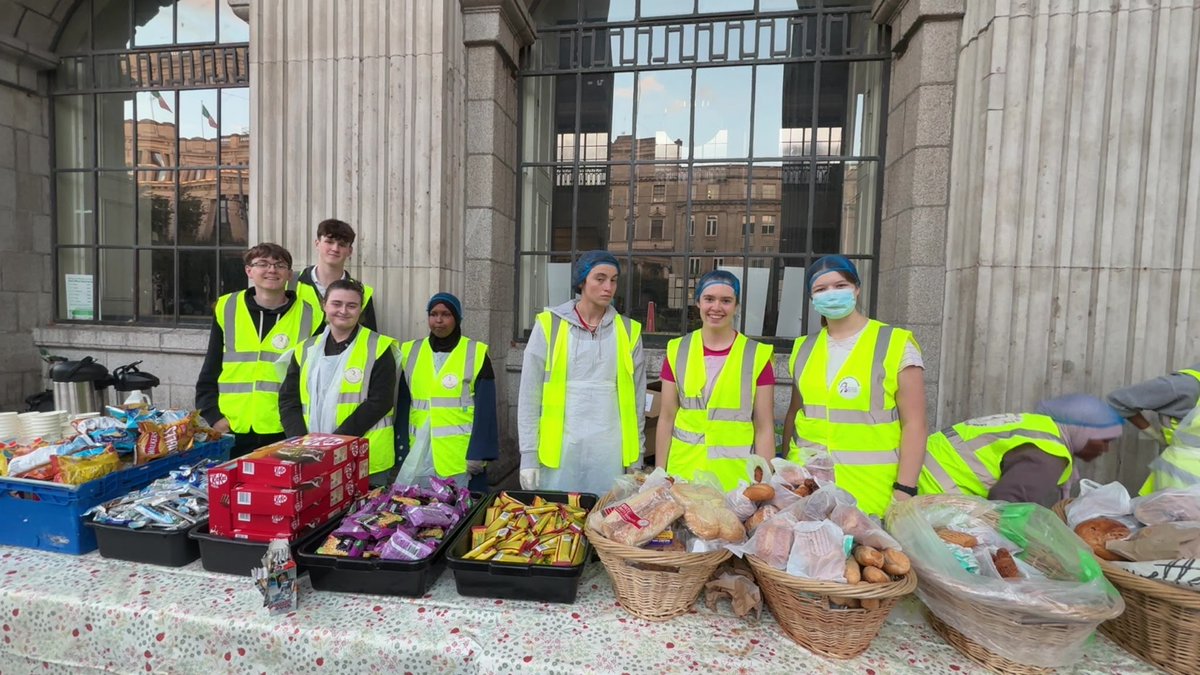 Msoe_Dublin's tweet photo. This Week’s Soup Run Report – Honouring the People Behind It All ❤️

This work has never been about just one organisation. It’s an incredible network of donors, volunteers, local businesses, and friends coming together with one purpose: to serve with love, empathy, and respect.
Because of you, hundreds of people experiencing homelessness and hardship aren't just fed each week—they are welcomed, respected, and reminded that they matter.

A Special Thanks to Our Food Partners:
Each week, we distribute 300–400 hot, high-quality meals. Our amazing restaurant partners provide these restaurant-grade meals (normally €25+) to us for just €3.50 each:

 Al-Khair Restaurant (South Circular Rd) – Supporting us for over 1.5 years!
 Darbar Restaurant – Providing 100 to 300 hot meals every single week!

 SACFO Fine Foods – Donating 50–100 delicious falafel veggie burgers weekly!
 FoodCloud – An essential pillar of our work for the past 11 years through our Tesco collections and Hub visits.

Community & Faith in Action:
 Gonzaga College: A huge shout-out to the 6th-year students volunteering with us this school year. These young men lead with such kindness, maturity, and dignity.
 Rock of Ages C&S Church (Mount of Mercy): Thank you for joining us tonight and for your generous donation. A beautiful reminder that kindness is a universal language, no matter our faith or background.

To everyone who donates €1 or €500, shares our posts, leaves a kind comment, or gives their time: this soup run belongs to all of us. We could not do this without you. Thank you! 🙏❤️

#SoupRun #CommunityFirst #EndHomelessness #Dublin #Volunteering

To donate: https://t.co/txexZXW91y

#MuslimSistersOfÉire #MSOE #SoupRun #Homelessness #HomelessSupport #CommunitySupport #FoodPoverty #FoodCloud #GonzagaCollege #YouthVolunteers #RockOfAgesChurch #MountOfMercy #CompassionInFaith #InterfaithSolidarity #FaithInAction #Volunteers #Donors #CompassionInAction #StrongerTogether #Dublin #HelpingThoseInNeed #CommunitySpirit