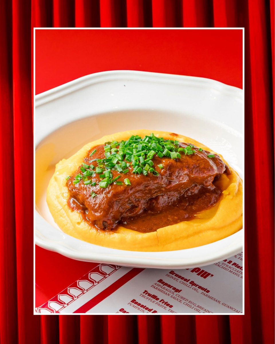 LawrenceKexuf's tweet photo. Three Roman dishes, one delicious decision: fried burrata, tender beef cheek, or a Caesar salad that hits different. Find us at 26 Beach Rd, Singapore. https://t.co/qMpI7XfbkJ