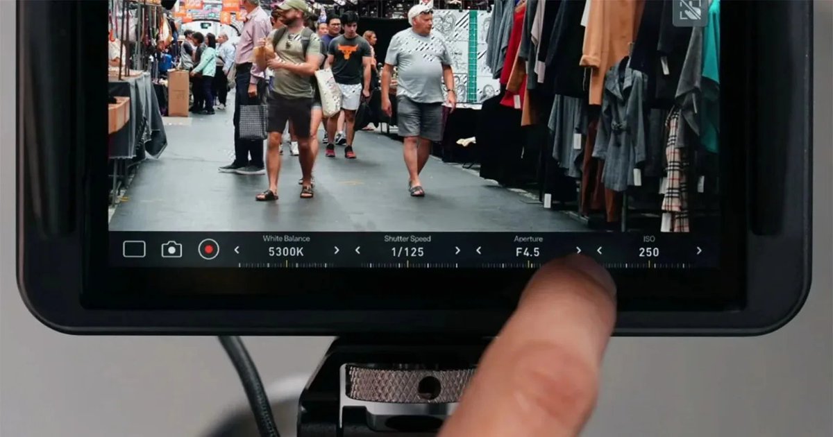 videoguyscom's tweet photo. Can't see your monitor in bright sunlight? The @Atomos Shinobi 7 II hits 2,800 nits on a 7-inch HDR touchscreen — with camera control, 3D LUT support, and every monitoring tool you need. Check it out: https://t.co/OxDJbzr34f #Atomos #Filmmaking https://t.co/uifh8H8xfF