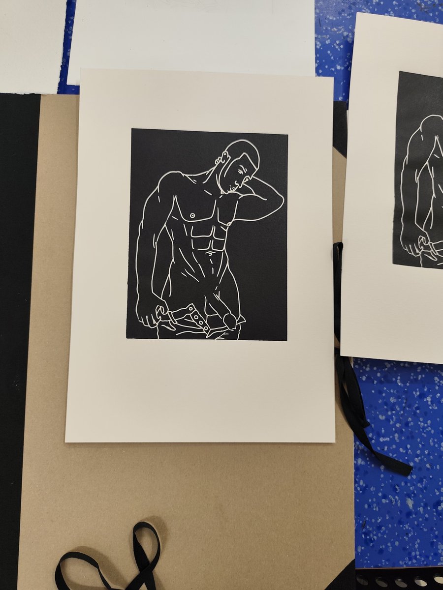 JoshGermany1234's tweet photo. @massively_mode Love that pic! 🙂

Dared to make a linocut based on the pic. I hope you don't mind. I tried to reach you regarding that, but I didn't get any answer. https://t.co/e4fuLf2D5z