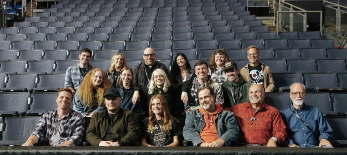 sourcebridgers's tweet photo. Phoebe with the soundcheck winners in Columbus! https://t.co/0qDiEdp0LS