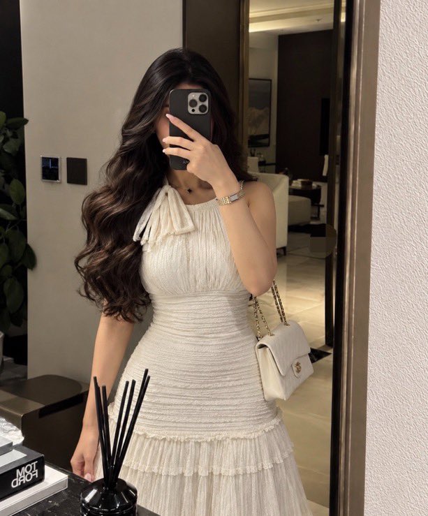 namelwlw's tweet photo. بنات انا عروسه جديده تحسون ينفع لحفله خطوبه اخت زوجي ؟ 💍✨ https://t.co/R1CTeNeYFU