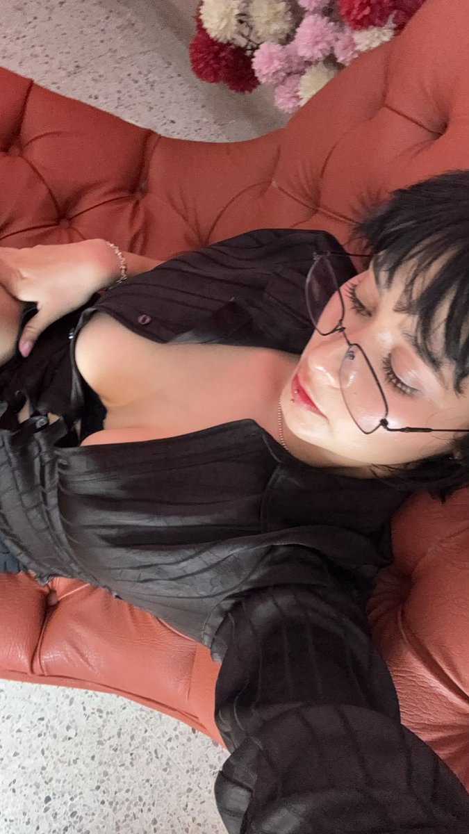 _imyour_flower's tweet photo. Eveniing uwu, do you like me? (˶>⩊<˶) https://t.co/AQwjvjYEDr #followme #online #chaturbate #kawai #anime #goth #porn #sexo #sex #anal #skinny #bigtits #bigass #blonde #nippleclips https://t.co/h1RwFcBocp