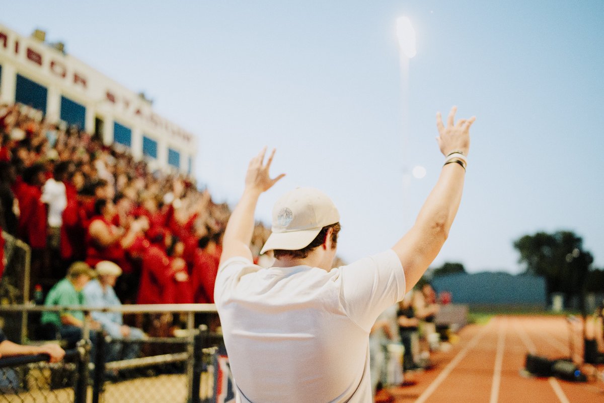 SterlingCLife's tweet photo. WELCOME HOME, WARRIORS! 💙⚔️

Homecoming festivities begin today!

🔗 https://t.co/oYnwj78OUx
#HomecomingAtSterling #SterlingHomecoming2026 #ComeHomeToSterling #SterlingProud https://t.co/hHN5vuDCih
