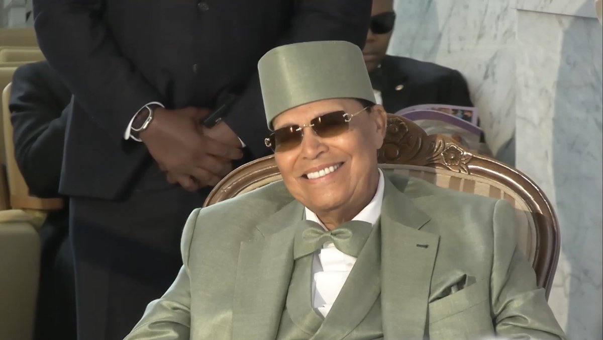 OfficialNOI's tweet photo. Did you attend or watch the beautiful Janazah Service for Sister Betsy Jean Farrakhan, beloved daughter and eldest child of The Honorable Minister @LouisFarrakhan and Mother Khadijah Farrakhan?

Please share your words of reflection.

📸 Screenshots from The Nation of Islam webcast

#SisterBetsyJean #Farrakhan