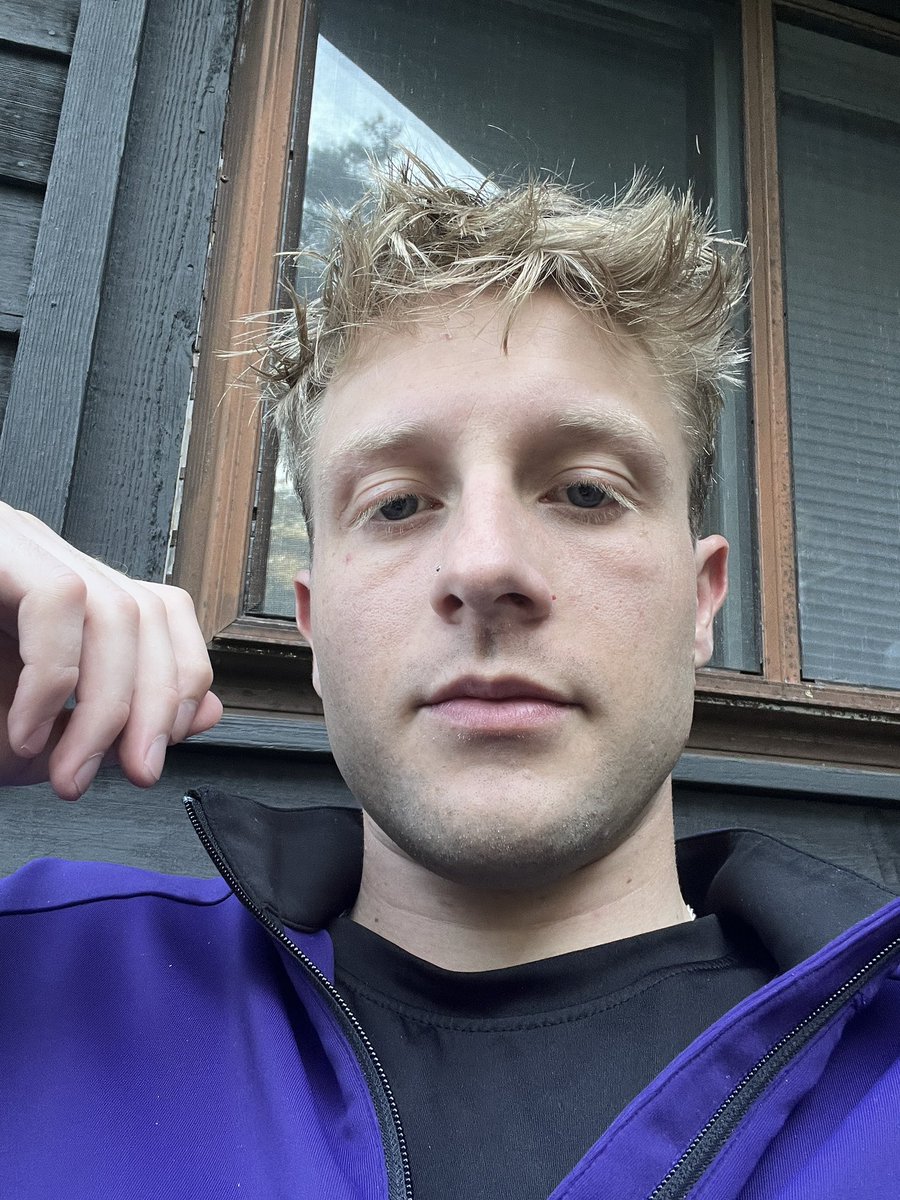 niemanog's tweet photo. Clean shaven https://t.co/uxjPv5Rabu