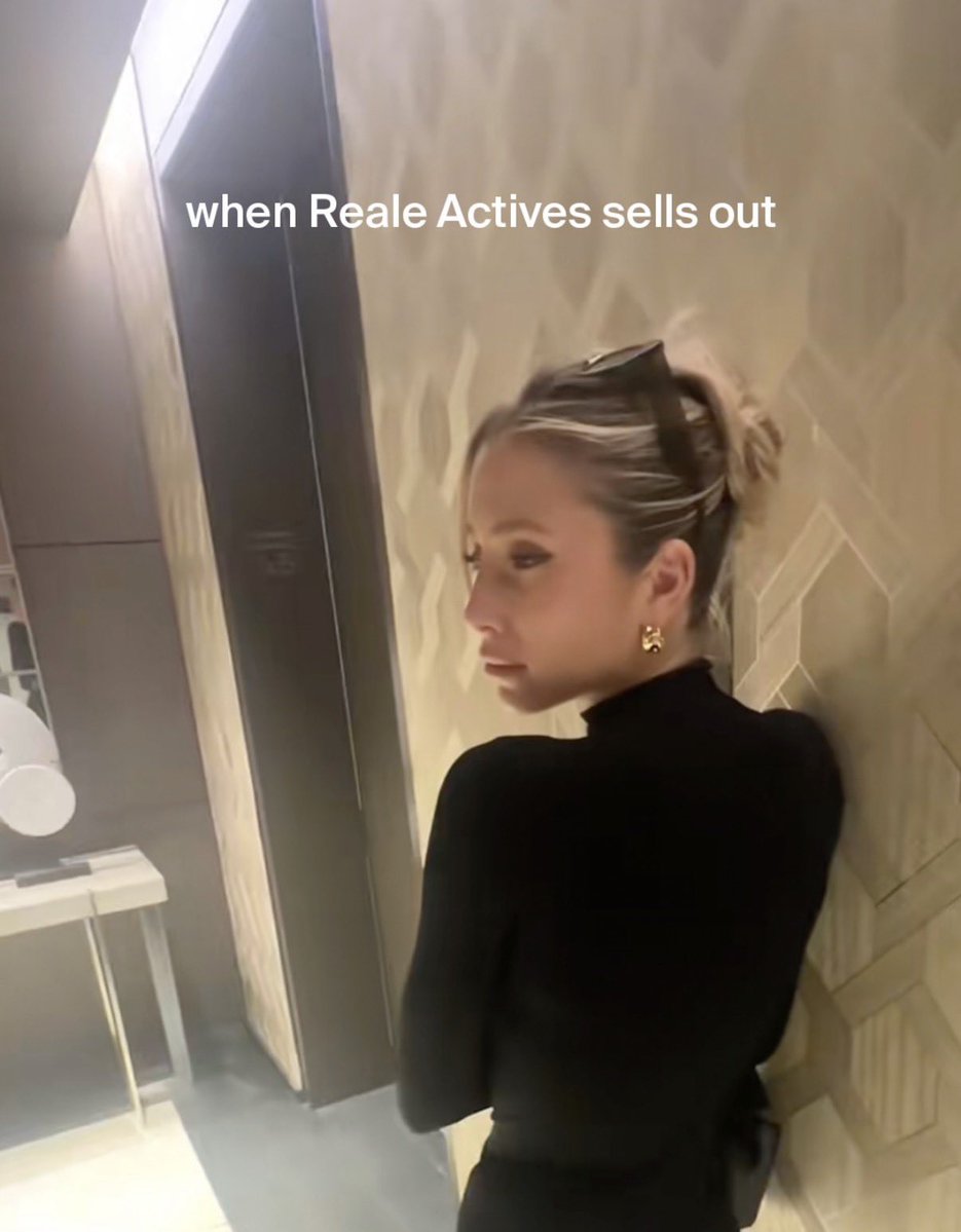 realexactives's tweet photo. true story ☹️ we are SOLD OUT! restock when…?!???! https://t.co/yQ9IAnNkED