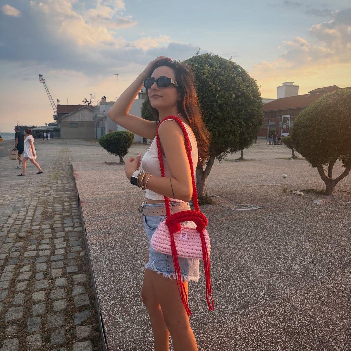 Manujauregui2's tweet photo. Pink Rainbow Bag, handmade for golden hour moments. https://t.co/xxRAC6eH8W