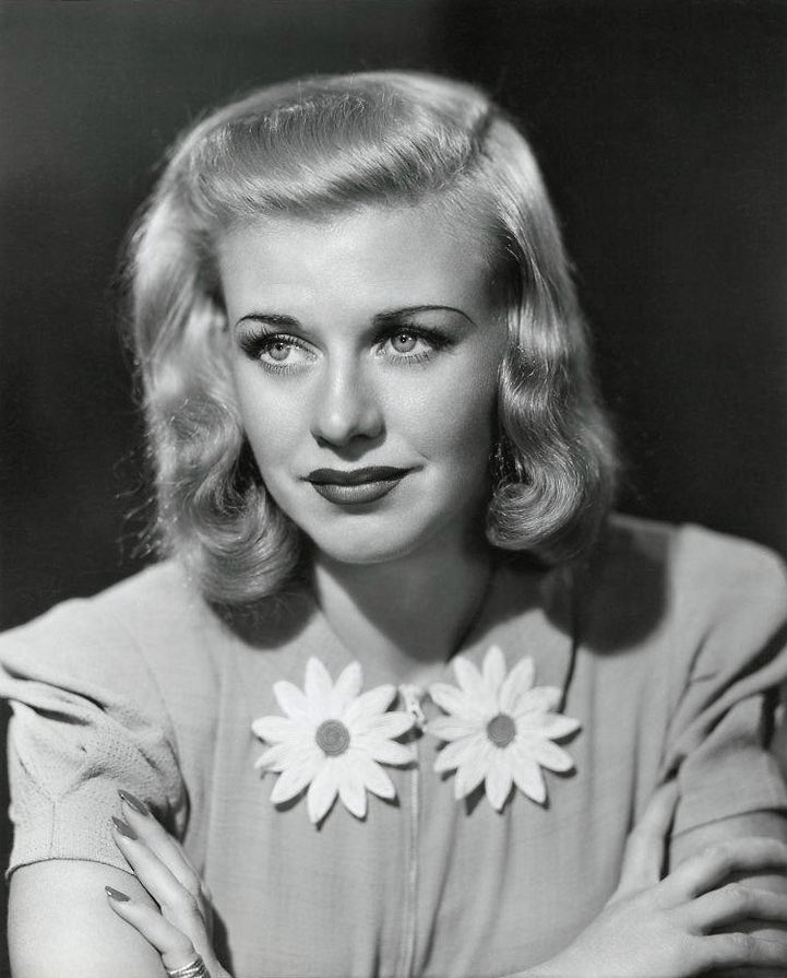 scarpenterbr's tweet photo. Sabrina Carpenter dará vida a Ginger Rogers, uma atriz, cantora e dançarina da Era de Ouro de Hollywood. https://t.co/NEGUKtjXzC