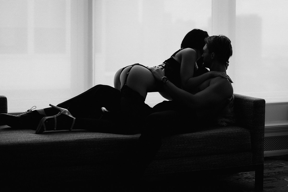 BoldAfterDark_'s tweet photo. Couples sessions are the ones people ask about quietly. Usually in DMs, usually with an apology attached.

No apology needed. It is a good idea and more people should do it. https://t.co/MmyEq0eguc
