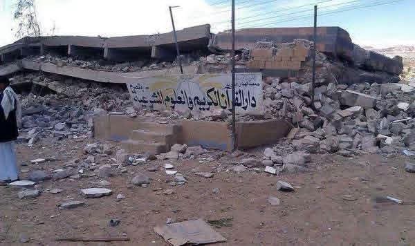RepublicOfTaiz's tweet photo. نحن أمام عدو حوثي قرمطي؛ يحشو المحاريب بالديناميت، ويفخخ أعمدة المساجد، ثم يسويها بالأرض على وقع صرخات الدجل والزور!

عقيدة قرمطية متأصلة، ومن هانت عليه بيوت الله حتى حولها إلى ركام، كيف لا يهون عليه دمك وعرضك وأرضك؟!

وجب النفير يا أخوه فليس لمشروع الحوثي إلا الاجتثاث من جذوره. https://t.co/breAAYVMda