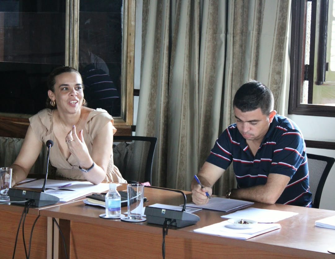 UJCdeCuba's tweet photo. 👉Ayer, en el Buró Nacional de la UJC debatimos cómo fortalecer nuestra presencia en los centros escolares, la autodirección pioneril y la formación integral de los más pequeños. 
💪Reconocimos la labor trascendental de los cuadros juveniles en los tiempos actuales 

#UJCdeCuba https://t.co/sZ5rCRlO8z