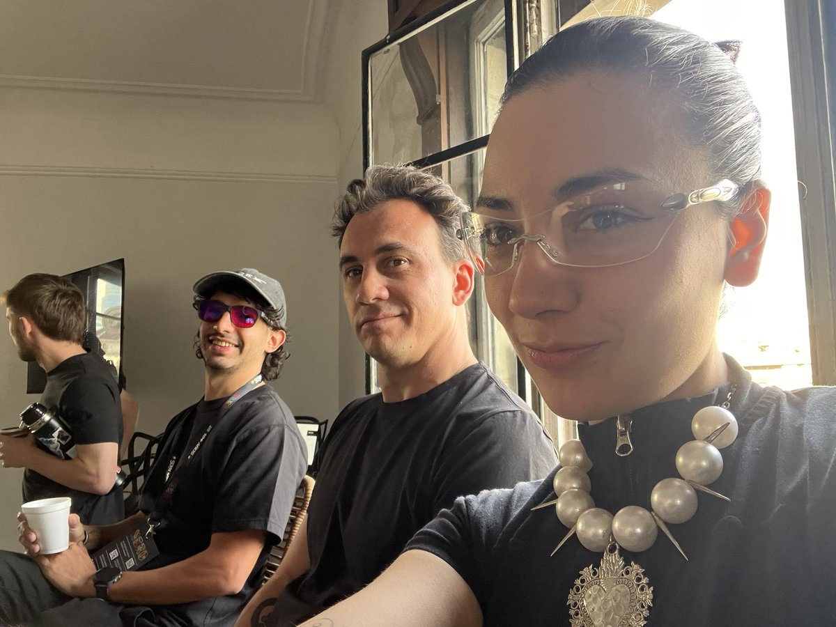 solsiete_web3's tweet photo. Por empezar acá con @Saldasoro @ArtuGrande en @crecimientoar ✨‼️ https://t.co/lxCfrdIjmg