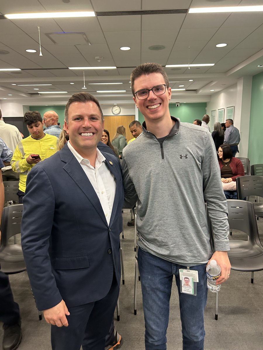 RepMackenzie's tweet photo. Shout out to the employees of @BBraunUSA who took a break this week to ask questions and hear an update about my work in Washington. By delivering tax relief, supporting Made in America, and investing in working families, I’ll keep fighting to make sure that local workers can thrive here in the Lehigh Valley and the Poconos.