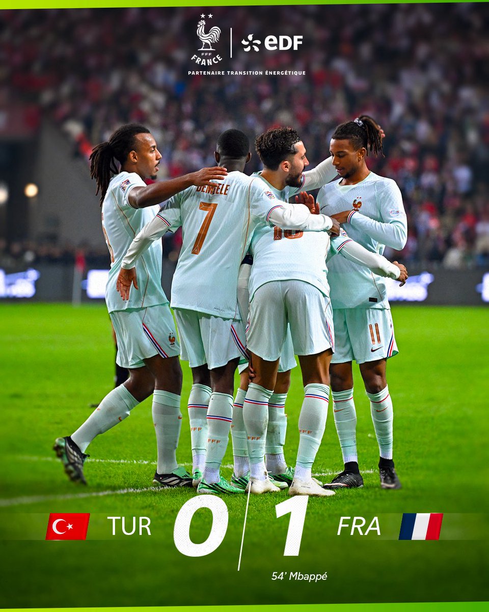 EDF_Foot's tweet photo. 𝗩𝗜𝗖𝗧𝗢𝗜𝗥𝗘 🔥

Les Bleus s’imposent contre la Turquie pour la première de leur nouveau sélectionneur 🤩💙

#EDFFoot https://t.co/9cL25u31CI