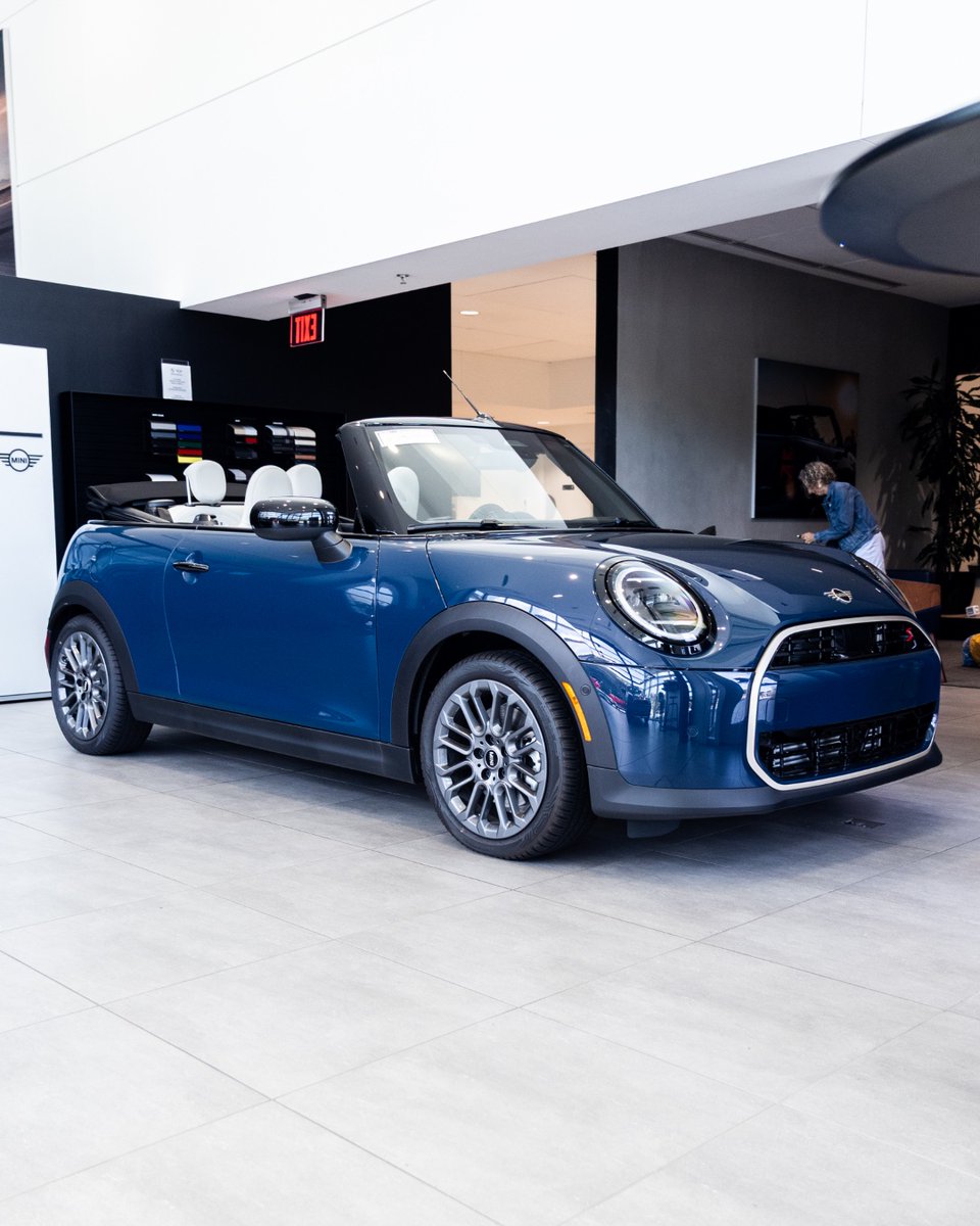 CenturyMini's tweet photo. Top down, fun turned all the way up. 😎 Meet the MINI Cooper S Convertible, made for drives that deserve a little more personality.

https://t.co/AhGUI8s2y3 https://t.co/ZLbqOARTpp