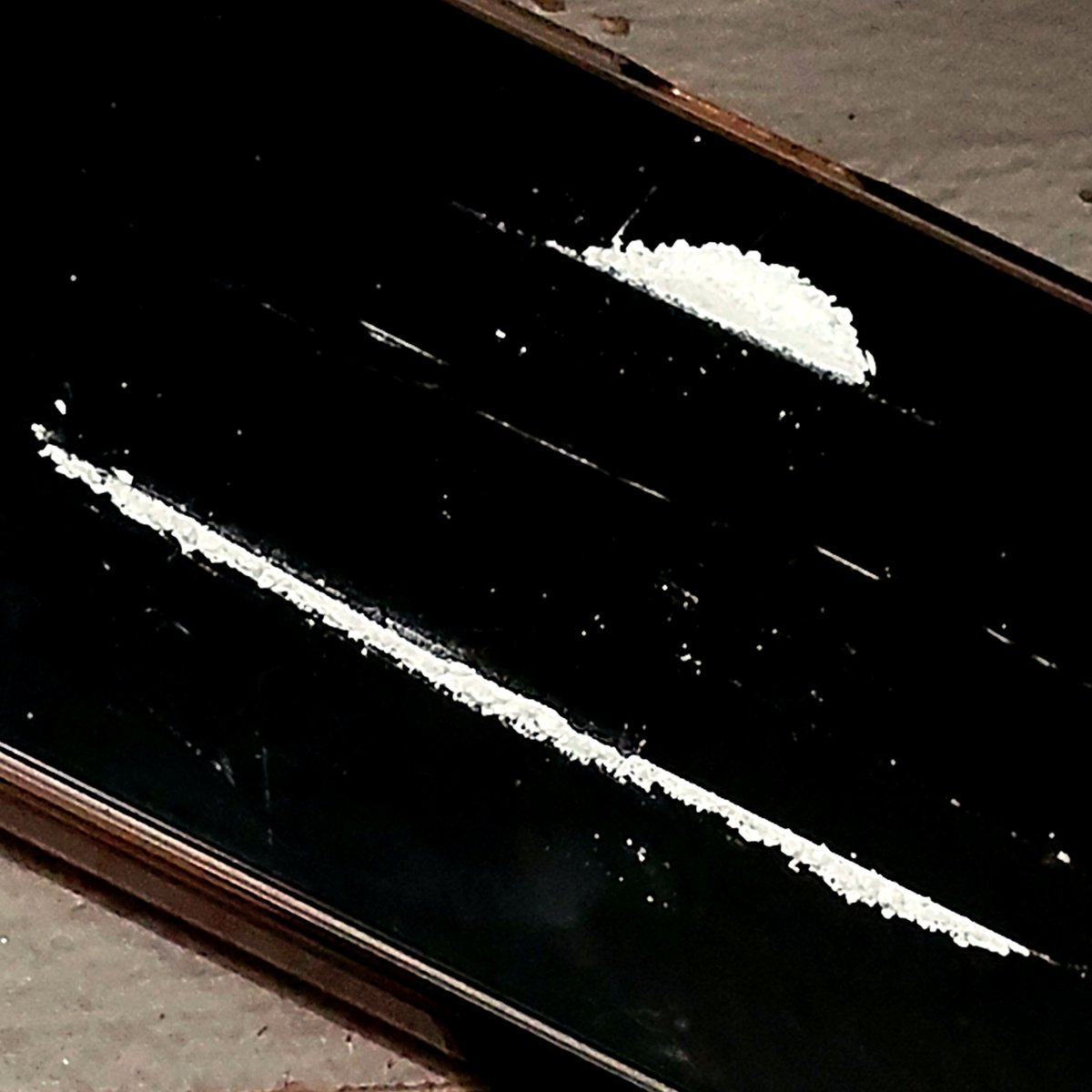HeartCrystl_'s tweet photo. Línea q me di anoche antes d colapsar mentalmente y recaer en el sh
#drugstwt #drugtwt #methtwt #criko #drugs #subtwt https://t.co/XltH2sYqqz