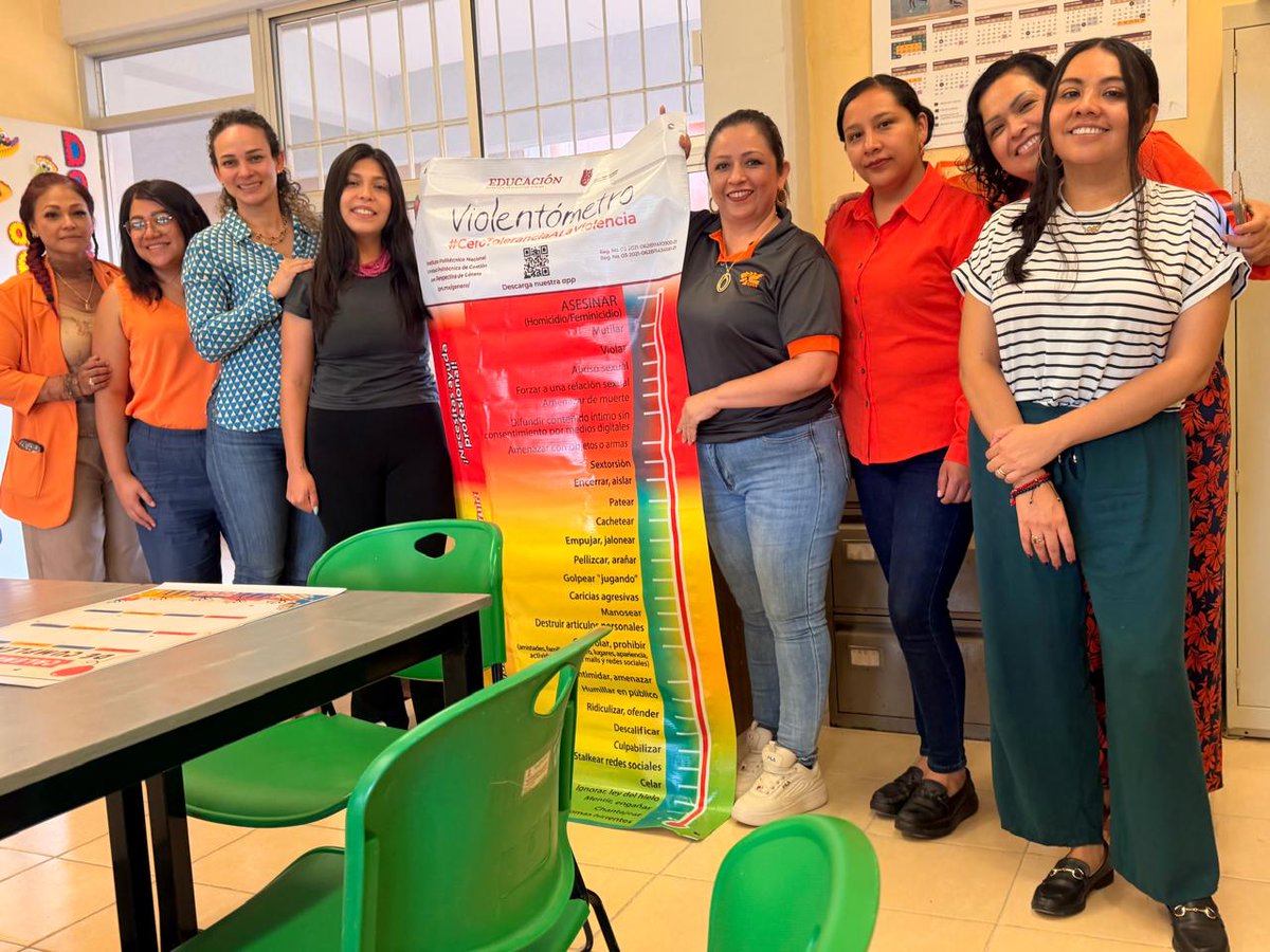 normal_ensv's tweet photo. En el Día Naranja, el Departamento de Servicios de Apoyo a la Comunidad, a través del Área de Enlace de Género, realizó un recorrido por la ENSV con el Violentómetro para reflexionar sobre las conductas que no debemos normalizar y la importancia de tratarnos siempre con respeto. https://t.co/ff5MKUogG1