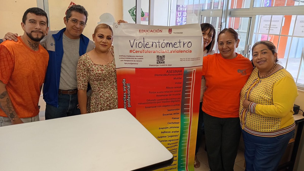 normal_ensv's tweet photo. En el Día Naranja, el Departamento de Servicios de Apoyo a la Comunidad, a través del Área de Enlace de Género, realizó un recorrido por la ENSV con el Violentómetro para reflexionar sobre las conductas que no debemos normalizar y la importancia de tratarnos siempre con respeto. https://t.co/ff5MKUogG1