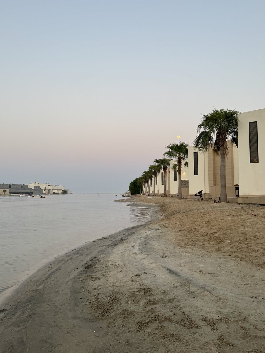 fxr_11's tweet photo. 🏖️🏖️استجمام مستحق https://t.co/RzkEN5fNi7