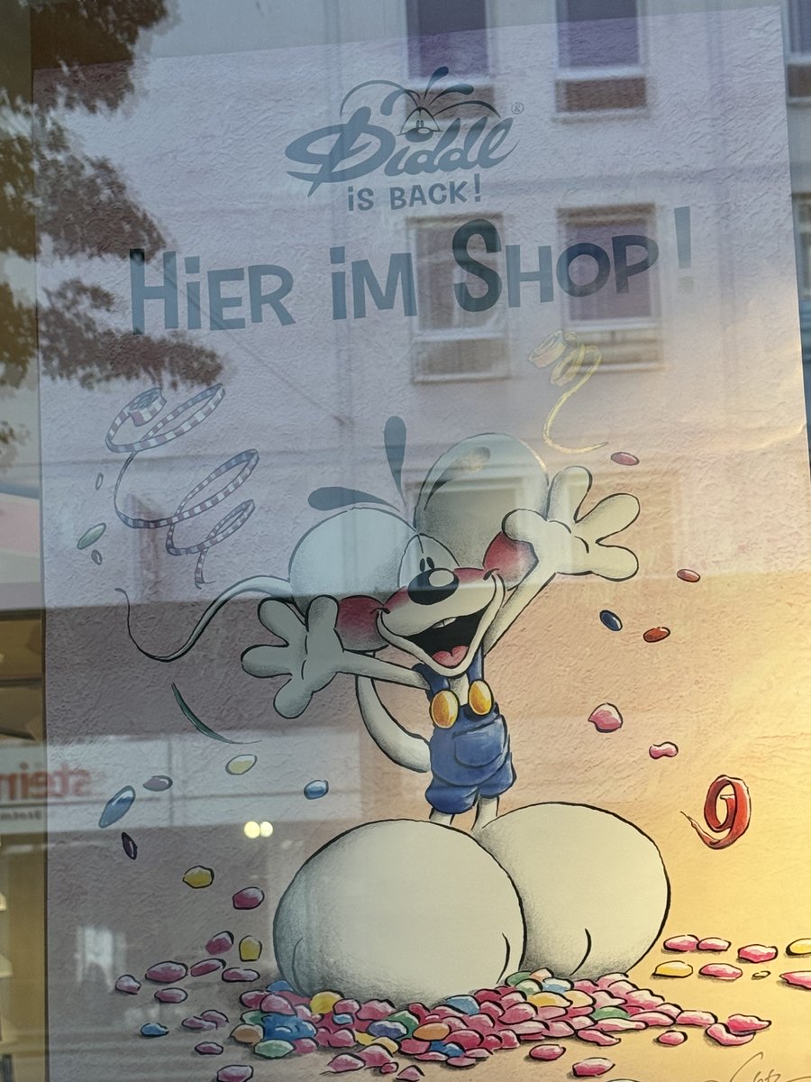 funnyson30's tweet photo. Diddl is back 🐭 #Diddl https://t.co/FUU1f9as34