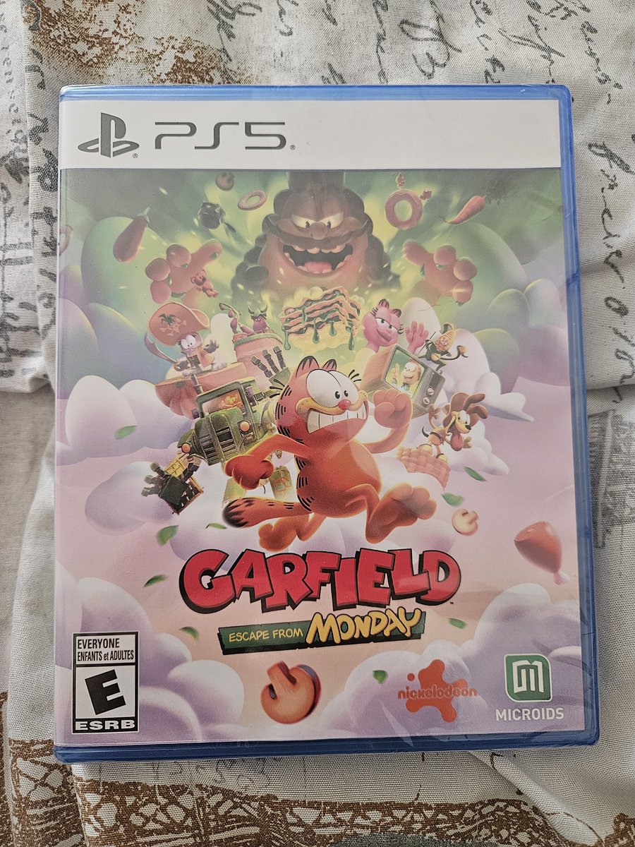 316Glock's tweet photo. Look what came in the mail today. A day late, but I have it now. Ill be streaming this tomorrow night tk check it out. I've always been a Garfield fan, hope its good. #GarfieldEscapeFromMonday #PS5 #PhysicalMedia https://t.co/iKEbE8oUaP https://t.co/FQNz5Kqh1k https://t.co/gXf8BnT9lg