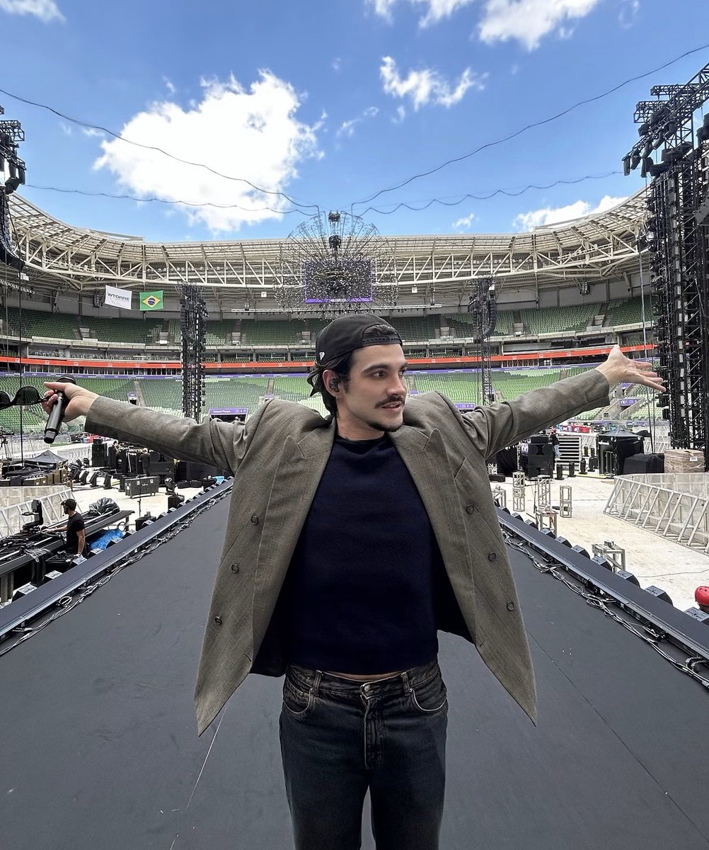 podlobers's tweet photo. O PRIMEIRO ARTISTA A ESGOTAR O NUBANK PARQUE COM UM PALCO 360°!!!!!!!!!!!! https://t.co/k3wruIyHTN