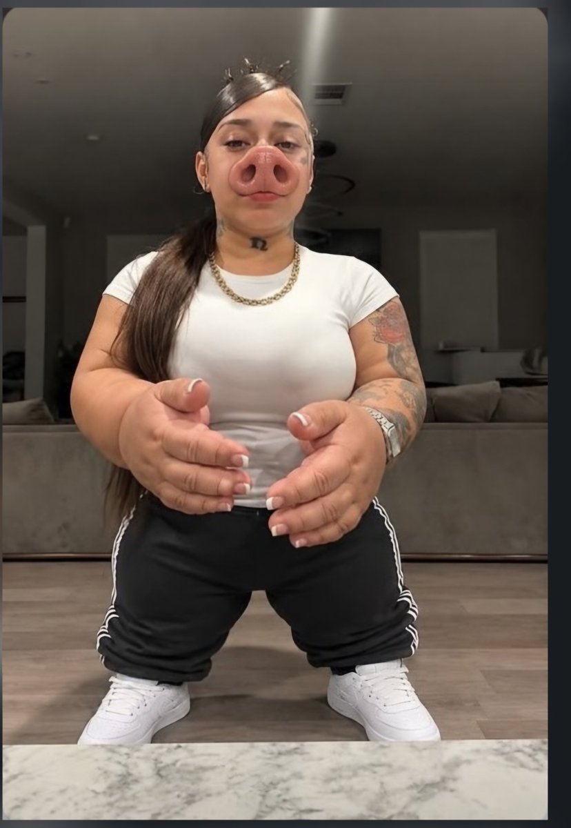 BMaltisant95145's tweet photo. @Wyd_drey This is all I see. Why do people follow this lost little girl...she a horrible mother and person https://t.co/A5vxOJY4b7