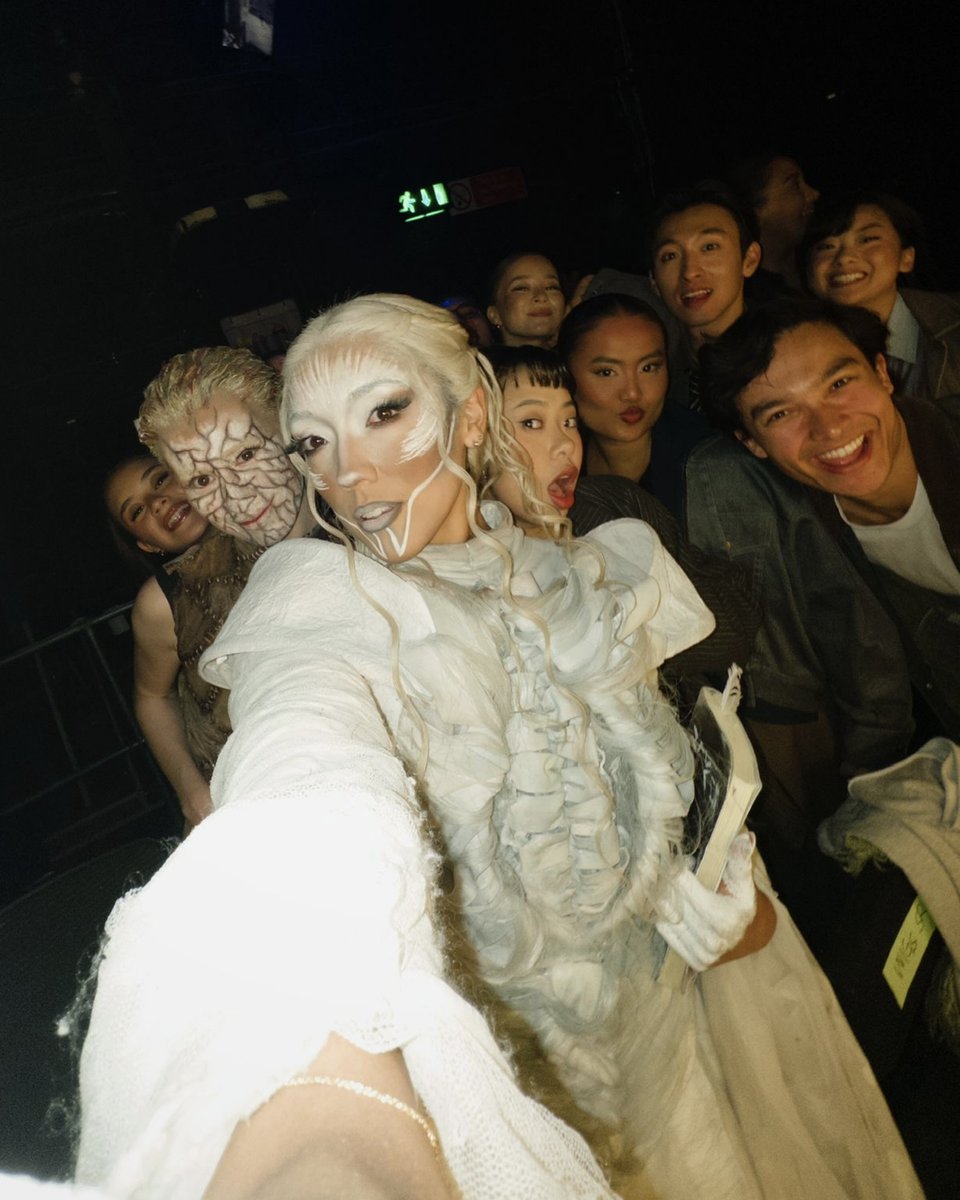 ColinRyan's tweet photo. Oh and we broke records! The highest grossing single week of a musical at the Barbican, and we broke the record for the highest grossing single performance of a musical five consecutive times! https://t.co/sLCvxIAXqT
