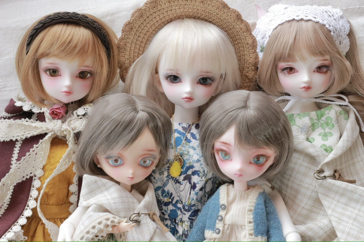 ren_watani_doll's tweet photo. 我が家のさと様(@mellow_works27 )メイクっ子集合!
rootくんは「蒼羽あおば」くんです。
樹鳥、梢鳥、枝鳥、羽蔭、蒼羽と大好きな鳥さんイメージでまとめてます🕊️
新入りさん共々よろしくお願いいたします🙏✨️
#ALL_FOR_ONE_Doll
#Harmoniabloom
#ハルモニアブルーム
#mellow_makeup https://t.co/8ZFytlzGup