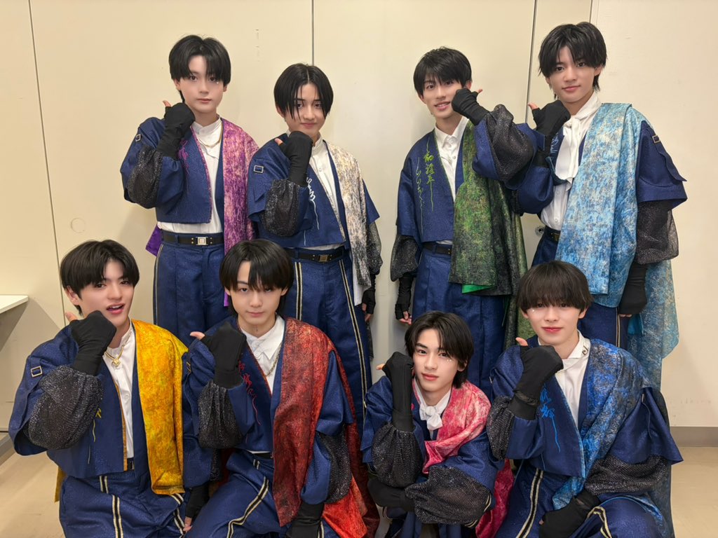 iiondo_official's tweet photo. /／
🔸本日開催🔸
iiONDO 1st シングル『はつ恋ONDO』発売記念
リリースイベント＠ららぽーと福岡
\＼

リリースイベント当日！
本日はスペシャル特典会「僕たちが良い温度にしてあげる！会！」も開催します✨

僕たちのはつ恋ONODのコールレクチャー動画をチェックしてもらえるとより楽しんでもらえると思います👀
ぜひライブ前にチェックしてみてください！
🎥🔗https://t.co/k7626LS3Z1

🗓️9月26日(土) 15:00〜 ミニライブ
📍【福岡】三井ショッピングパーク ららぽーと福岡 1Fメディアパーク

🔗https://t.co/u2u45CAT4i

#iiONDO
#はつ恋ONDOの秋が来た
#EBiDAN