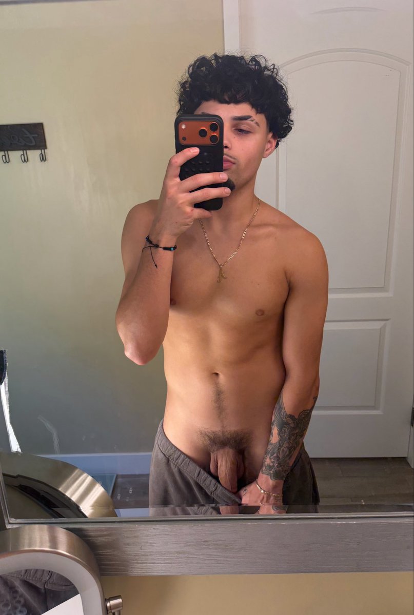 jojothemafioso's tweet photo. Hmu in la now 😈👉🏼.. https://t.co/K5ZtpcOlRN https://t.co/9QlgjUtTDK