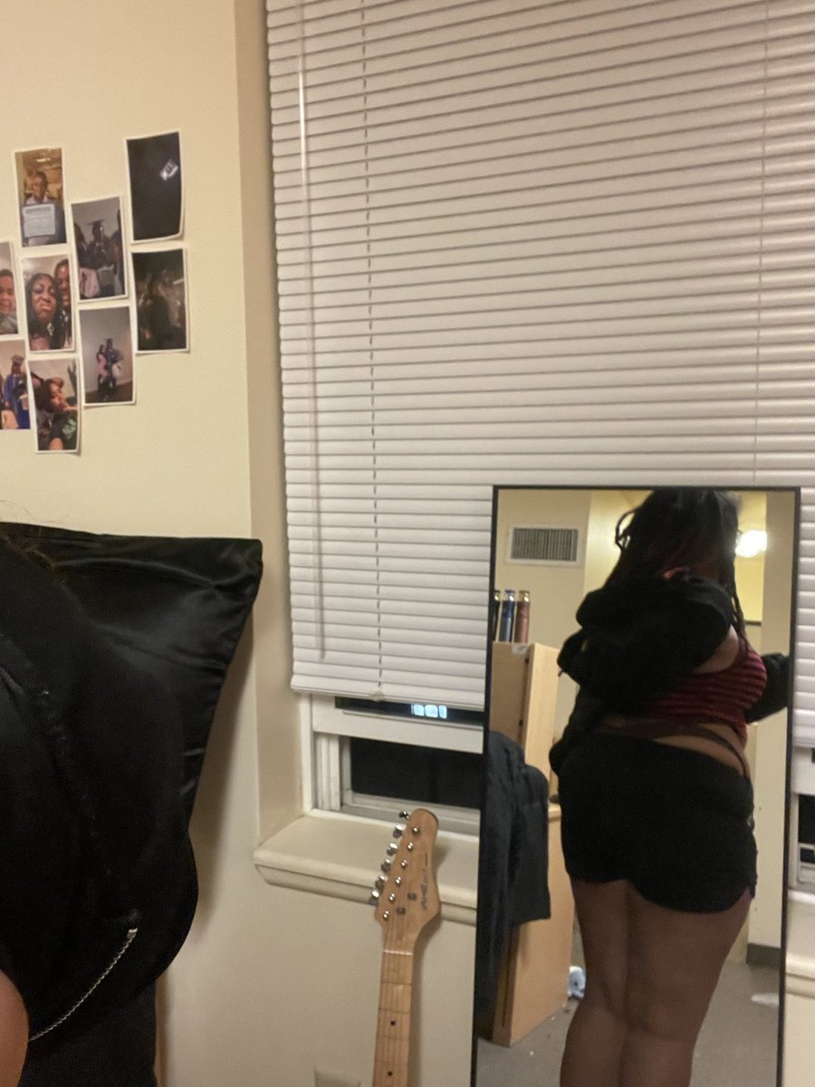 addedto_queue's tweet photo. Going out outfit!!!!! Gonna drink till I’m passed out and hope nobody takes advantage of me

#nsfw #nsfwtwtًً #freeuse #cnc #intox https://t.co/ZYsuR4wr3s