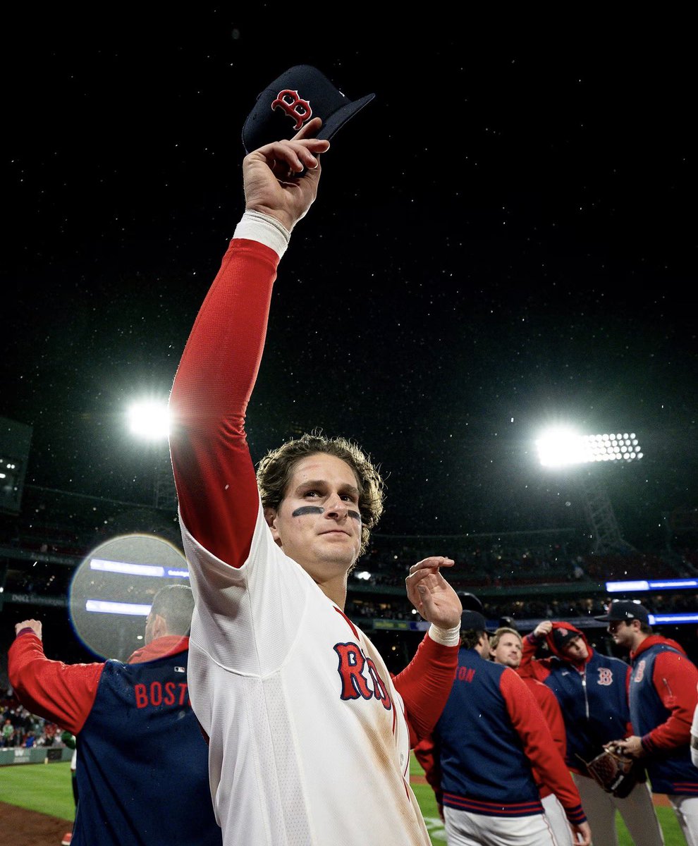 BostonStrong_34's tweet photo. Last game at Fenway in 2026? Hopefully not. https://t.co/Bs5wtFWI7W
