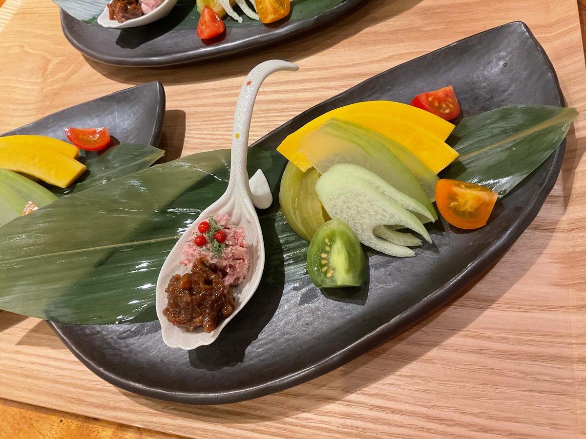 violetscott50ib's tweet photo. July 2026 White Course

Appetizer: Takikawa tofu with fresh sea urchin and braised pufferfish aspic 
Palate cleanser: Seasonal vegetables and corned beef rillettes with homemade sumo wrestler miso 
Chanko hot pot 
Rice and pickles 
Seasonal dessert https://t.co/iPUdIGpWSx