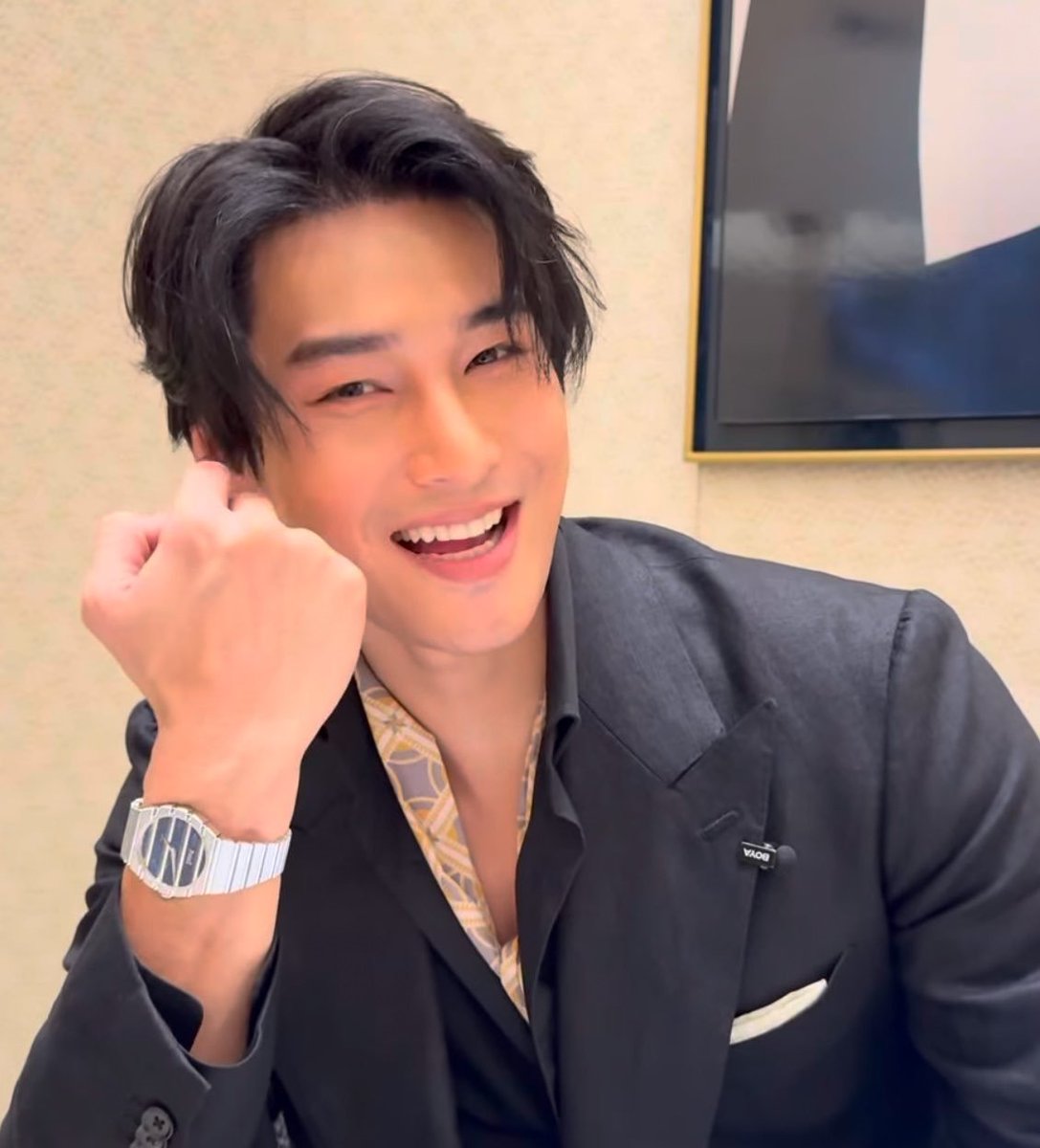 ApoMyLover's tweet photo. Apo really has the prettiest smile ever 😭💘❤️‍🩹

APO AT PIAGET SYMPOSIUM
@Nnattawin1 #ApoNattawin
#BangkokWatchWeek2026xAPO
#PiagetPolo #PiagetxApo #Piaget https://t.co/wqtUei21hx