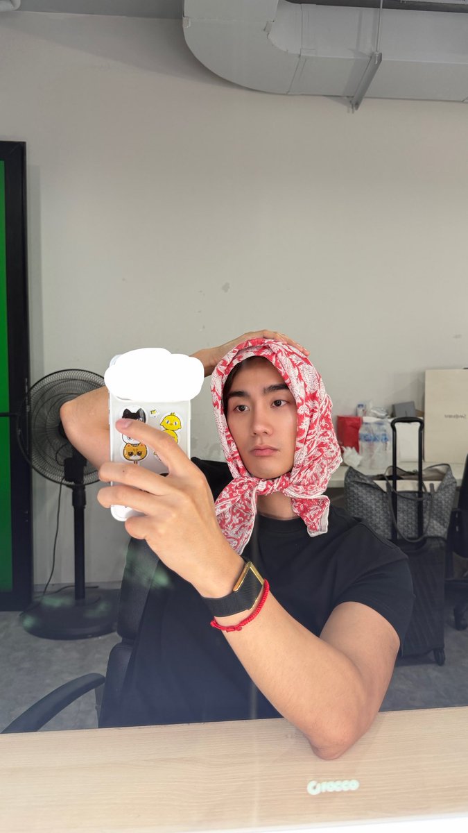 fforcejs's tweet photo. ก่อนทำงาน VS หลังทำงาน https://t.co/2QQBxwRs0T