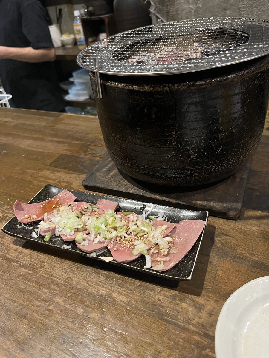 sumisumiraul's tweet photo. 中目黒の小野田商店さん
ホルモン焼き美味しかったー。
ホルモン焼き大好きなんだけどあんまりお店���らなくて。都内で美味しいところいっぱい見つけて行きたい https://t.co/kP8BagZ9NT