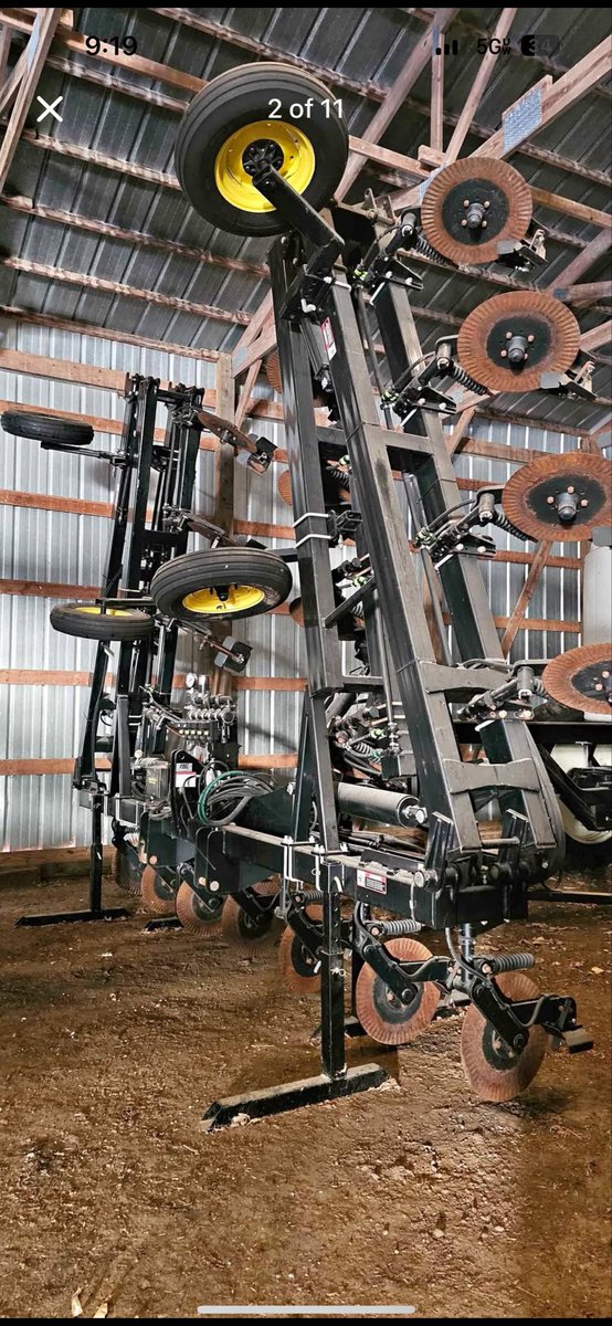 MDKrull's tweet photo. @ndrockfarmer @MatthewCKrueger @NDStripTillCorn If/when you get one make sure you get the bigger wheels for the guage wheels. They are well worth having. https://t.co/oXHcxhkxjP