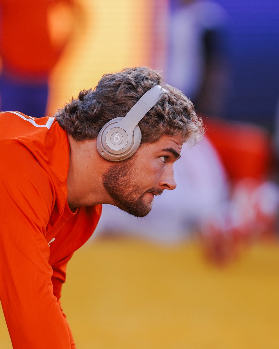 ClemsonFB's tweet photo. Game time is near https://t.co/pcDq2nVHfp
