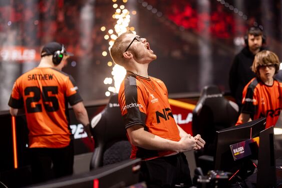 voroto_'s tweet photo. @mist5fifty @AFCCrudeFrost @AlphaKep Goat gotta show me sum this year https://t.co/eGoAD1XXxC